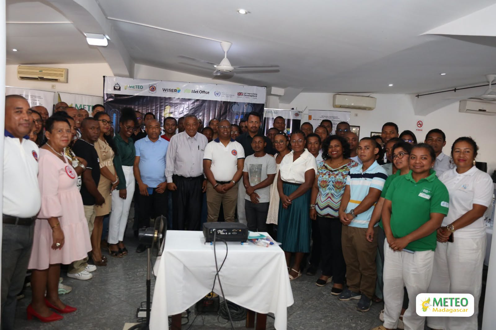 Mahajanga : la modernisation du système d’alerte précoce se poursuit pour mieux anticiper les impacts des phénomènes météorologiques extrêmes | 08–09 Octobre 2026 Mahajanga : la modernisation du système d’alerte précoce se poursuit pour mieux anticiper les impacts des phénomènes météorologiques extrêmes | 08–09 Octobre 2026