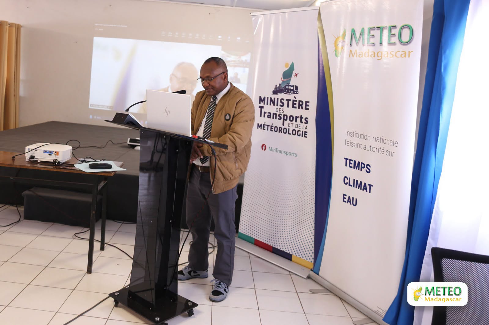 Météo Madagascar et l’ILRI renforcent les services agro-météorologiques avec AgData Hub Météo Madagascar et l’ILRI renforcent les services agro-météorologiques avec AgData Hub