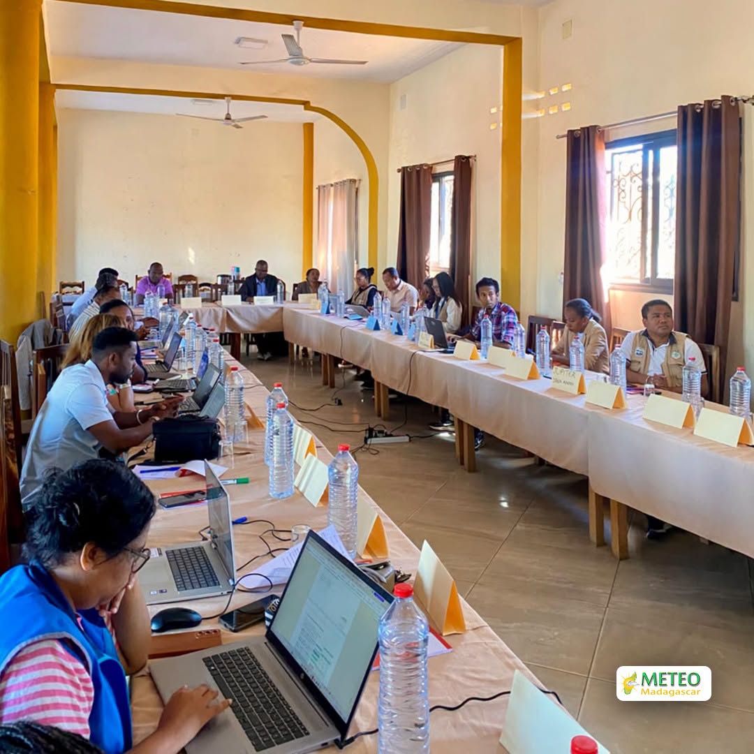 Mieux comprendre les informations météorologiques pour mieux protéger les communautés: Formation des autorités locale, partenaires technique, techniciens | 19-21 Août 2026 Mieux comprendre les informations météorologiques pour mieux protéger les communautés: Formation des autorités locale, partenaires technique, techniciens | 19-21 Août 2026