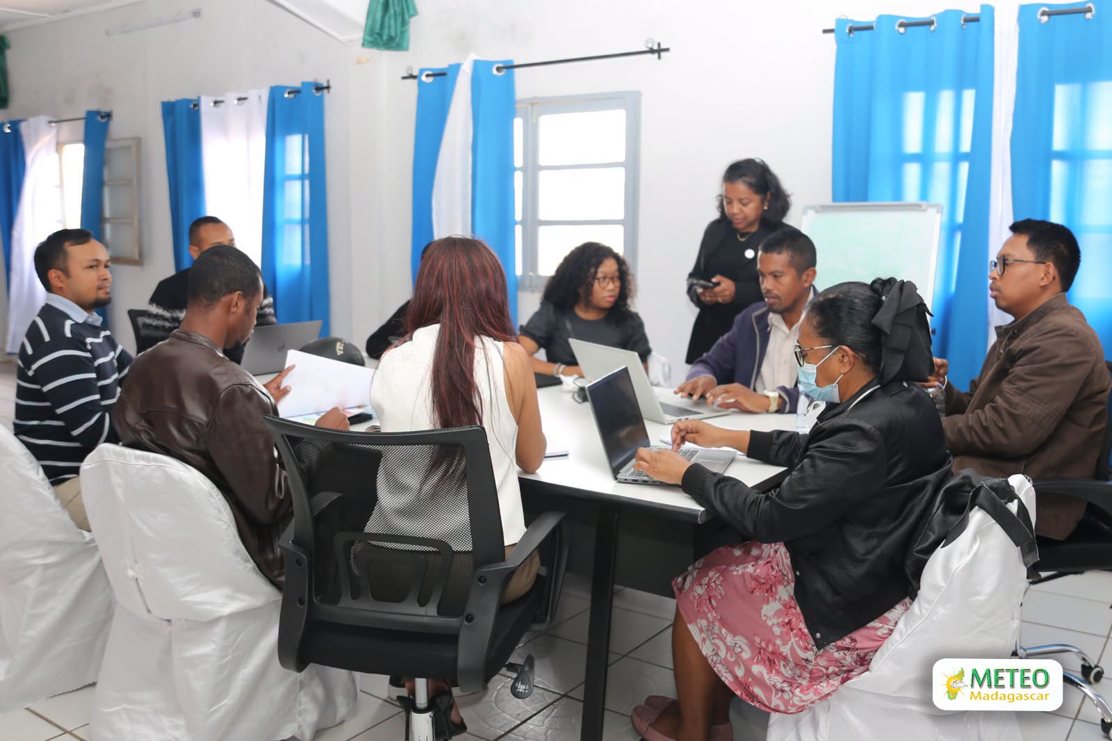 Saison chaude et humide 2026-2027 : Météo Madagascar mobilise les acteurs nationaux pour renforcer la préparation à la prochaine saison Saison chaude et humide 2026-2027 : Météo Madagascar mobilise les acteurs nationaux pour renforcer la préparation à la prochaine saison