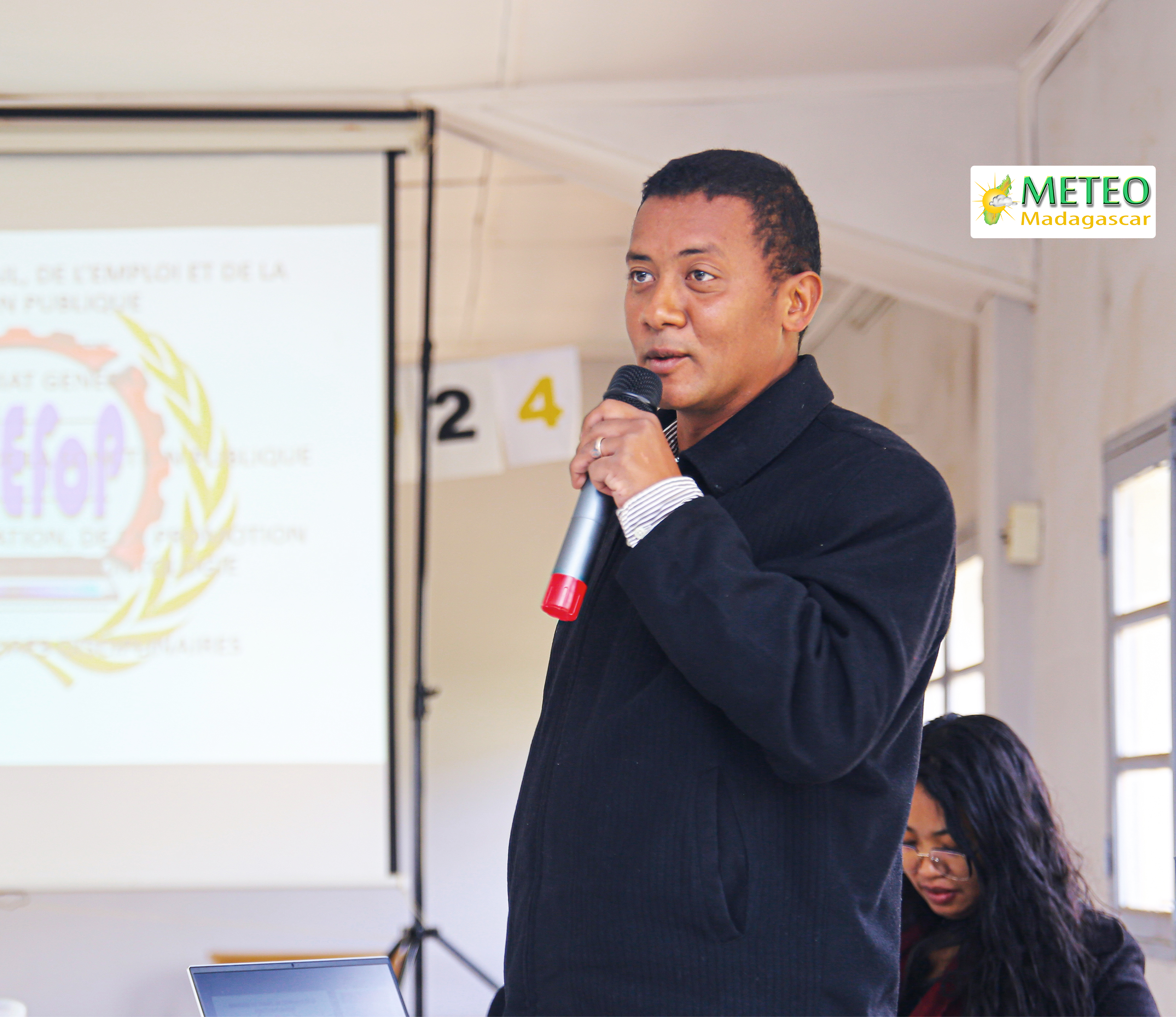 SENSIBILISATION SUR LES DEVOIRS ET OBLIGATIONS DES AGENTS DE L'ETAT | 22 MAI 2024 SENSIBILISATION SUR LES DEVOIRS ET OBLIGATIONS DES AGENTS DE L'ETAT | 22 MAI 2024