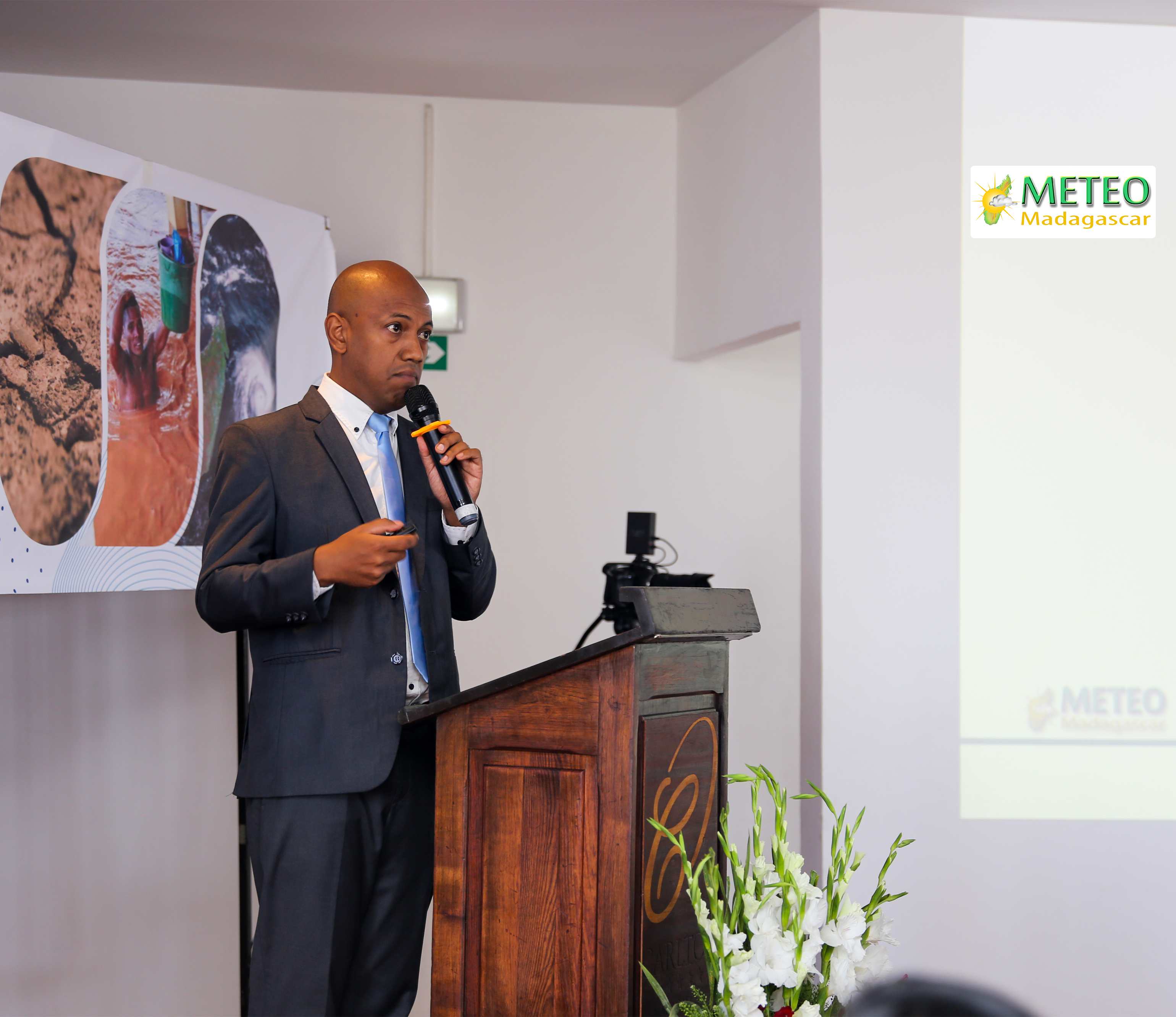 20 octobre 2023 | Forum national sur les perspectives climatiques pour la prochaine saison chaude, pluvieuse et cyclonique 2023/2024 et lancement officiel des calendriers culturaux 2023/2024 20 octobre 2023 | Forum national sur les perspectives climatiques pour la prochaine saison chaude, pluvieuse et cyclonique 2023/2024 et lancement officiel des calendriers culturaux 2023/2024