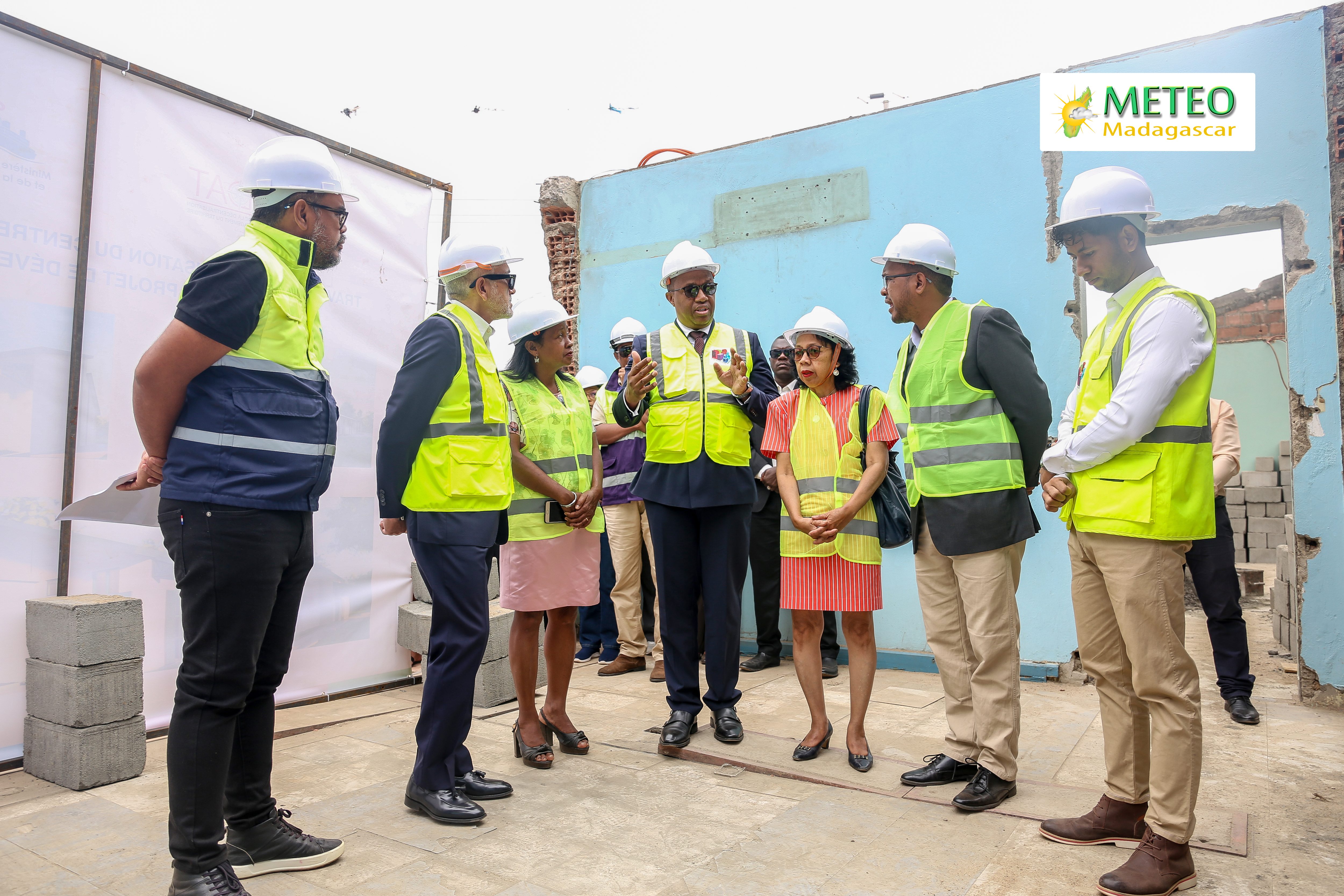 Cérémonie de lancement des travaux de modernisation du Centre Opérationnel de Prévisions Hydrométéorologiques selon les normes et standards, sis à Ampasampito Antananarivo