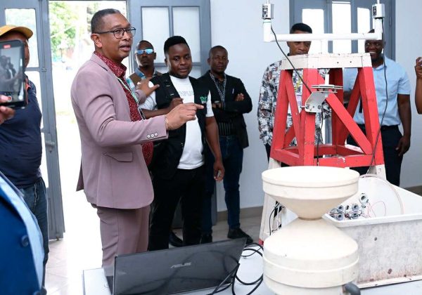 Visite de la délégation des pays membre de la SADC au Centre Opérationnel de Prévisions Hydrométéorologiques, Ampasapito |27 Novembre 2025