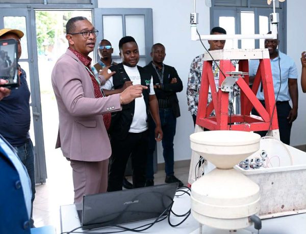 Visite de la délégation des pays membre de la SADC au Centre Opérationnel de Prévisions Hydrométéorologiques, Ampasapito |27 Novembre 2025