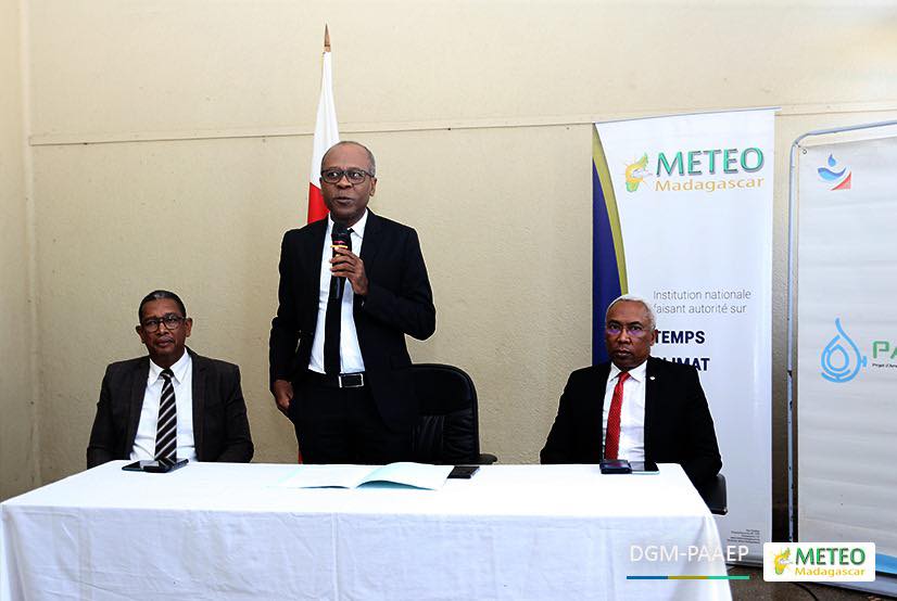 Remise officielle des matériels informatiques aux Services Régionaux de la Météorologie | 19 Novembre 2025